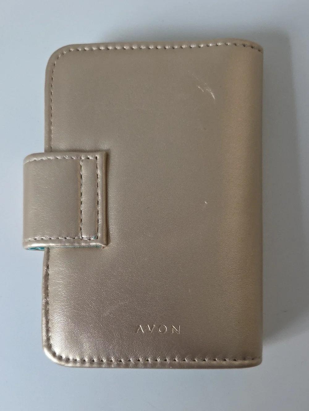 Avon Travel Makeup Brush Set with Gold Case and Turquoise Interior NEW